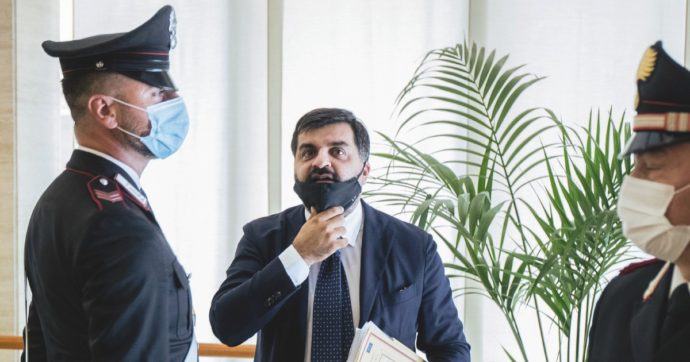 Monologo di Palamara al Csm: “Io e Lotti a cena con Pignatone”