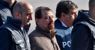 Copertina di Cesare Battisti: “Lo Stato si sta vendicando. I compagni e gli amici sapranno farsi sentire”