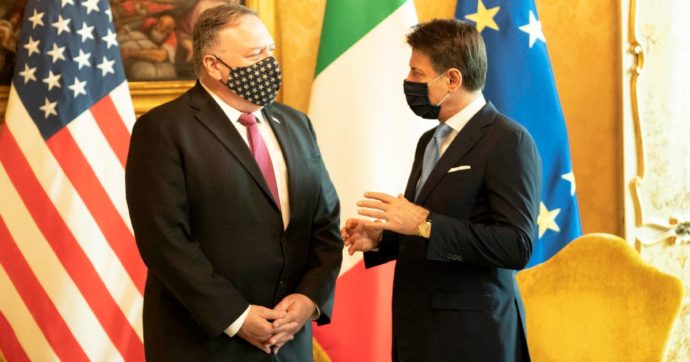Copertina di Pompeo pensa alla Cina, l’Italia spera per la Libia