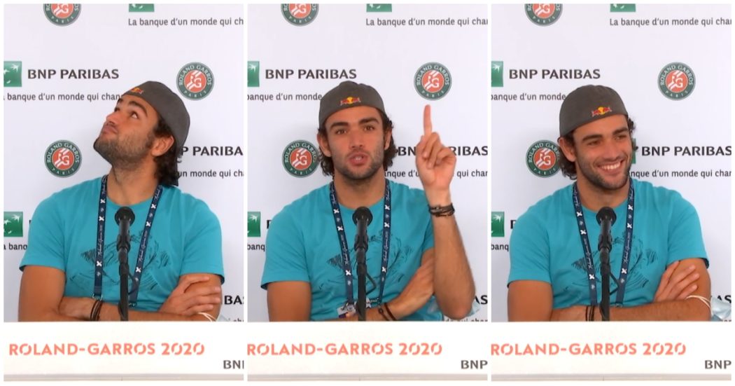 Roland Garros, Matteo Berrettini interrotto più volte in conferenza stampa dallo speaker la prende con ironia: “Mortacci vostra”