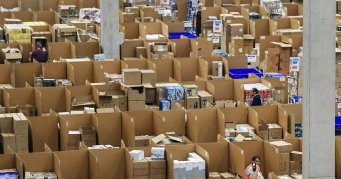 Amazon, negli stabilimenti Usa quasi 20mila malati di Covid. Sembrano tanti ma sono pochi