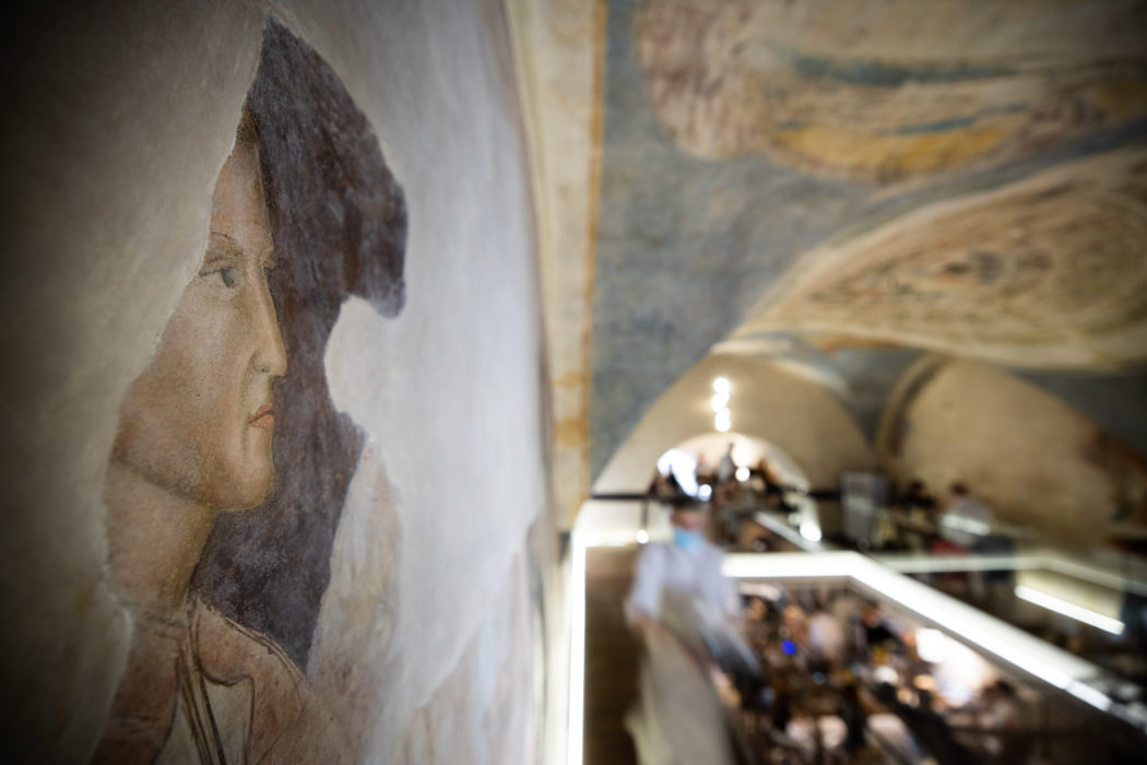 Firenze, ristorante Fishing Lab, ex Palazzo dell’Arte dei Giudici e Notai. Presunto ritratto di Dante eseguito da un contemporaneo.