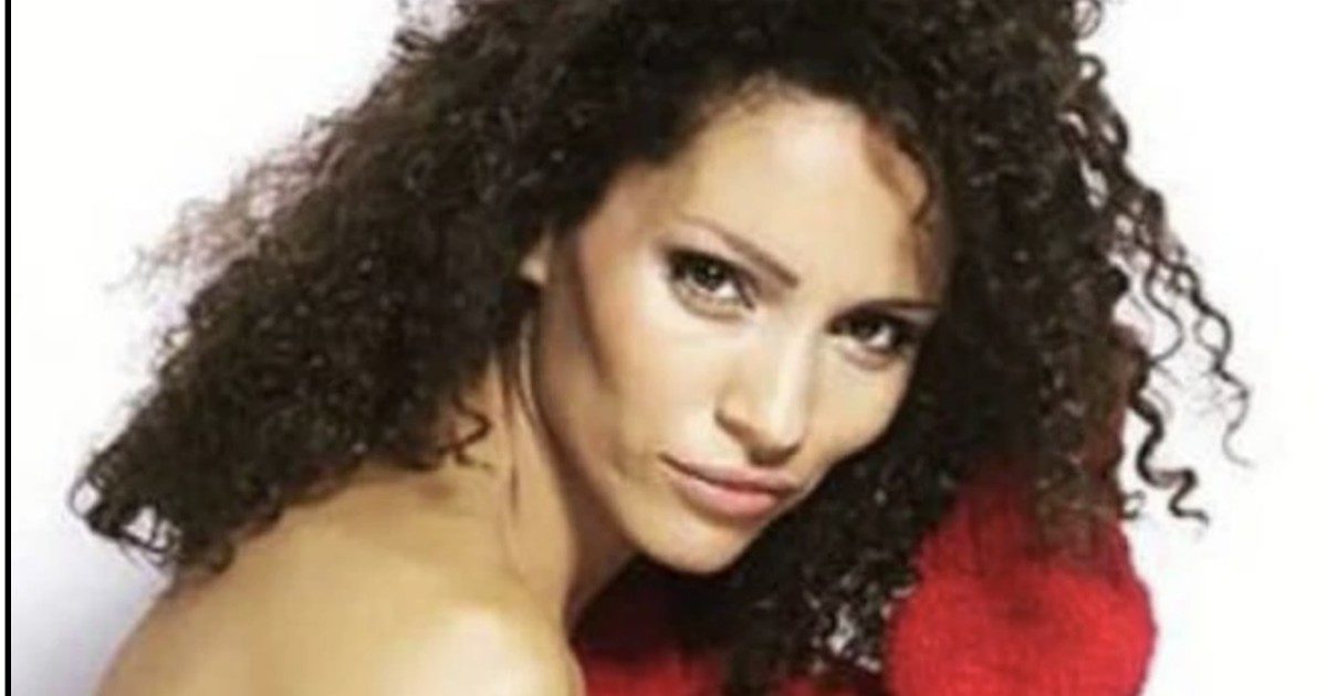 Morta Karim Najat, l’ex modella stroncata a 35 anni da un tumore al cervello. L’addio del marito: “Una mamma strepitosa e dolce”