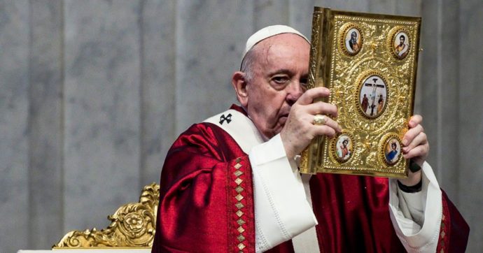 Becciu è il malfattore, il Papa l’innocente tradito. Ho il sospetto che la realtà sia un po’ diversa