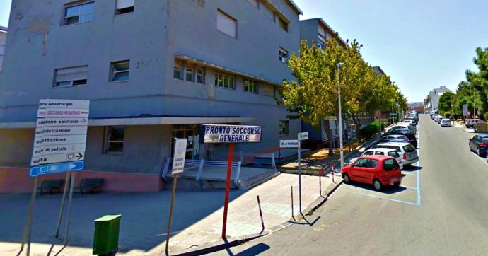 Messina, avvocato di 45 anni ricoverato per una emorragia cerebrale a due settimane dal vaccino. Partita segnalazione all’Aifa