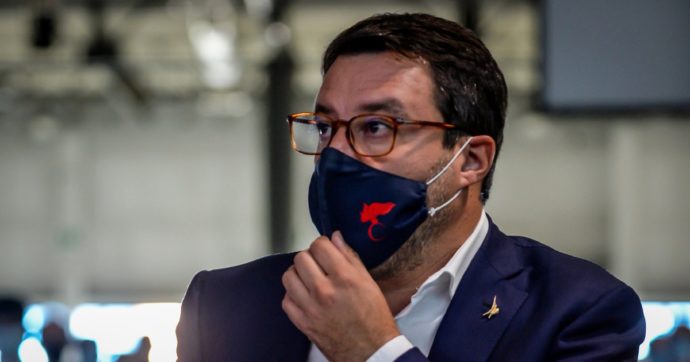 Salvini dopo la cena-focolaio: l’isolamento è solo “consigliato”