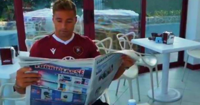 Dalla foto sciarpa al collo al video della Reggina per Thiago Cionek: storia (e ragioni) della deriva nelle presentazioni dei calciatori
