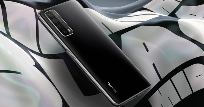 Huawei P Smart 2021: esordio in Italia con cuffie FreeBuds in omaggio