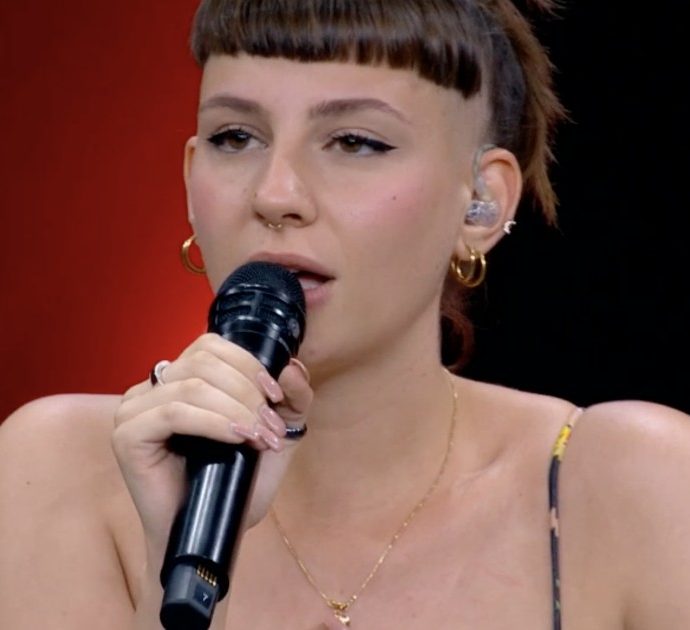 XFactor 2020, Cmqmartina reinterpreta Modugno e convince Hell Raton: “Sei l’esempio di quello che voglio dai concorrenti”. Agnelli non è d’accordo