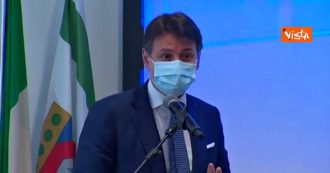 Copertina di Conte a Taranto: “Superare personalismi. Alcuni si credono fenomeni, ma cimiteri sono pieni di lapidi di indispensabili”