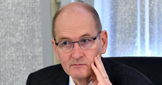 “Italiani lontani dalla realtà. Amano Conte, votano destra”