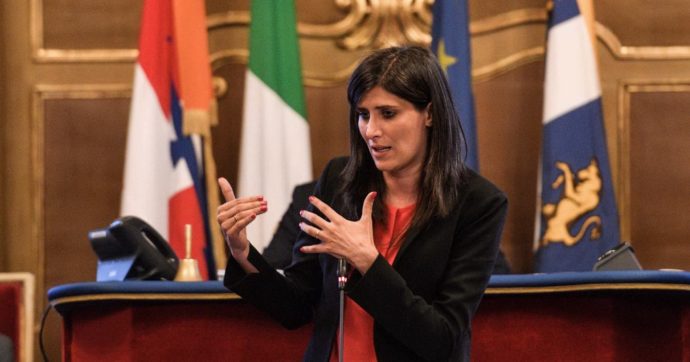 Torino, Chiara Appendino rilancia l’alleanza Pd-M5s-Leu contro il centrodestra: “Credo nell’esperienza del governo Conte 2”