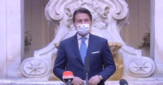 Covid, Conte: “Nuove regole comporteranno sacrifici, lo scopo è evitare altro lockdown. Nessuno manderà la polizia a casa”