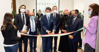 Copertina di Conte a Taranto per il rilancio green: “Svolta che servirà anche per l’ex Ilva”