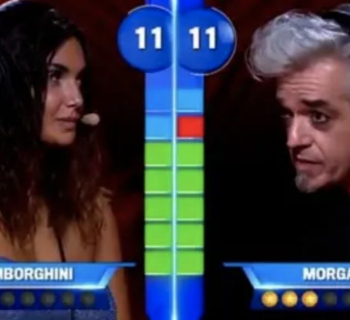 Arriva Morgan a Name That Tune: sbaglia Fabrizio De André ma vince. “Scusa Lamborghini, non sono proprio rincoglionito”