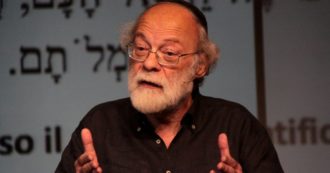 Copertina di L’essere umano? “È zoppo”