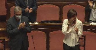 Copertina di Bernini in lacrime al Senato per la morte di Jole Santelli: il suo discorso più volte interrotto dal pianto