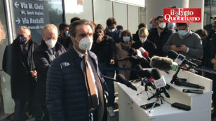 Copertina di Coronavirus, Fontana: “Sono meno preoccupato rispetto a marzo e credo possano esserlo anche i lombardi”