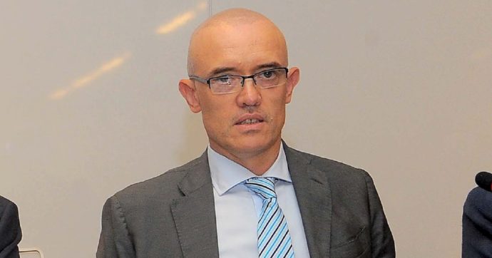 Il giudice Mastrandrea e il “vizio” di sedersi a tavola con l’arbitro e uno solo dei giocatori