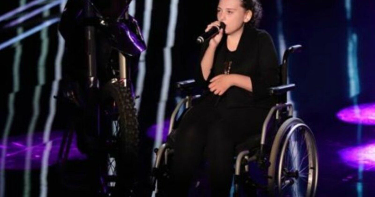Morta Veronica Franco, la cantante 19enne in sedia a rotelle aveva commosso tutti a “Tu si que vales” con la sua “Hallelujah”