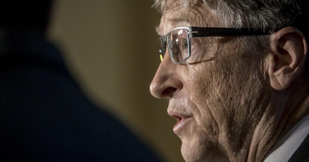 “Il resto del 2020 non sarà normale, le persone devono prepararsi”: Bill Gates torna a parlare di Covid-19