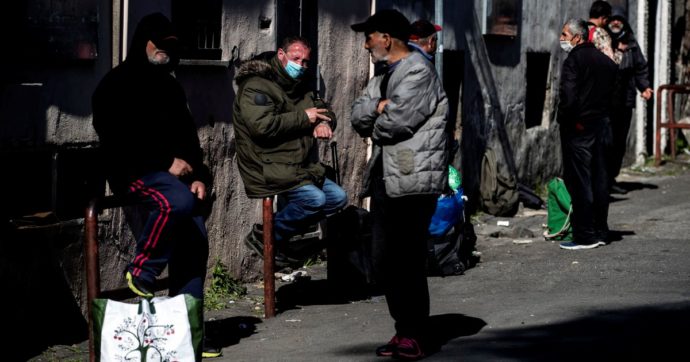Copertina di Oggi il 45%  dei poveri sono “nuovi”, creati dalla pandemia