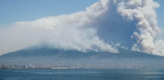 Copertina di Campania, chiusi tre ristoranti: non hanno rispettato le regole anti Covid sui ricevimenti per comunioni e battesimi