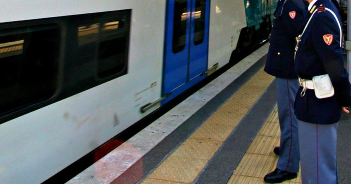 Uomo accoltella l’ex fidanzata, arrestato dalla Polizia ferroviaria di Rimini per lesioni aggravate