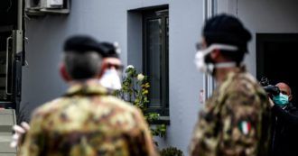 La lunga strage silenziosa di uomini e donne in divisa