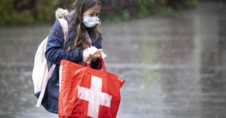 Coronavirus, in Svizzera aumentano i contagi: quasi 3000 in un giorno. Nuove misure per frenare la pandemia