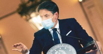 New dpcm, Giuseppe Conte's press conference.  Still life