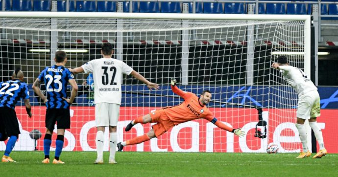 Inter-Borussia Moenchengladbach 2-2: il solito Lukaku evita la beffa, ma le assenze per Covid non bastano a giustificare il disordine