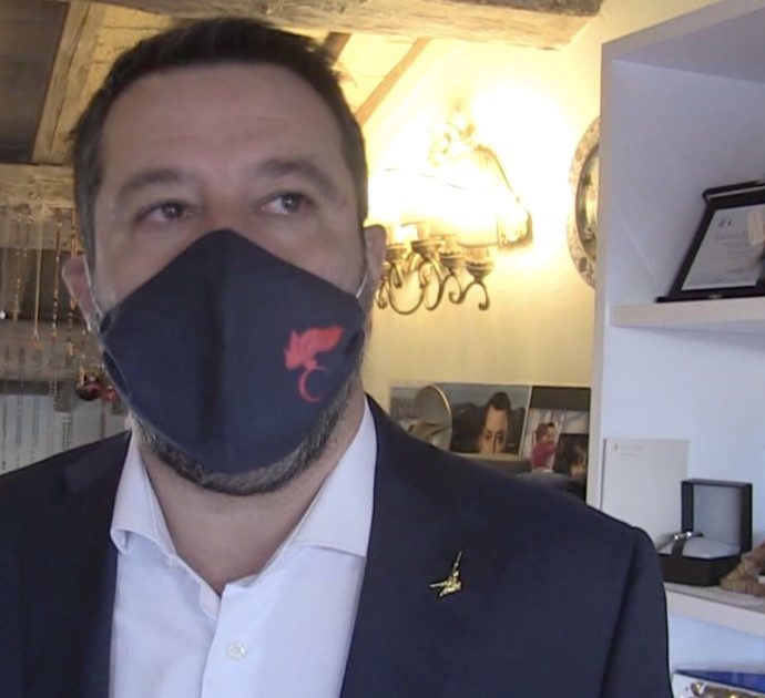 Coronavirus, Salvini: “Conte telefona ai Ferragnez? Con me solo 40 secondi al telefono negli ultimi mesi”