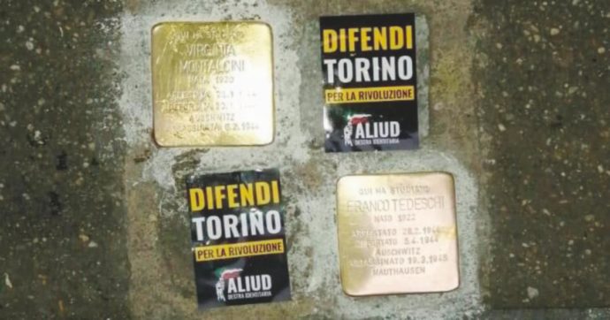 Copertina di Torino, adesivi neofascisti vicino a pietre d’inciampo