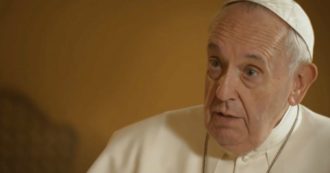 Copertina di Abusi sessuali e pedofilia, Papa Francesco fa dimettere un vescovo argentino: “Coprì religiosi accusati di violenze sui minori”