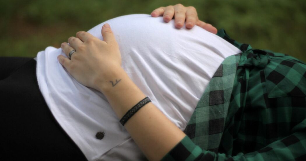 “Gravidanza a sorpresa? Ci sono almeno quattro metodi per rimanere incinta e non tutti lo sanno”: parla l’ esperto di anatomia Adam Taylor