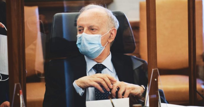 Davigo, il ricorso al Tar: “Tra le cause di decadenza non c’è il pensionamento”