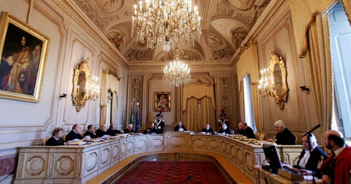 Pensioni d’oro, sì al taglio ma non oltre 3 anni