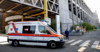 Copertina di “Qui è il deserto, altro che pazienti”