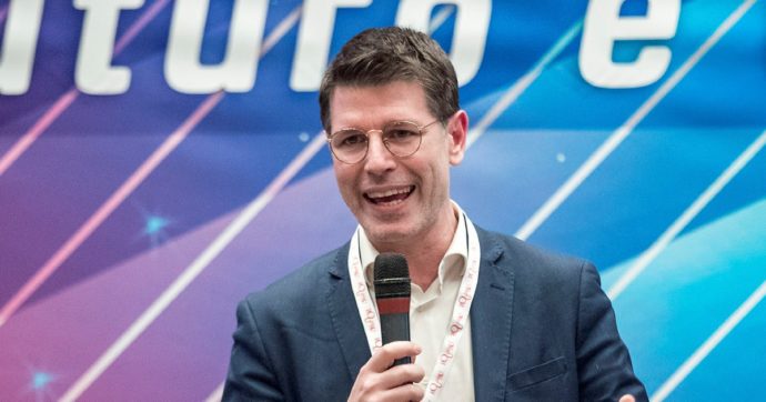 Euro-ribelli grillini: “No a M5S centrista”