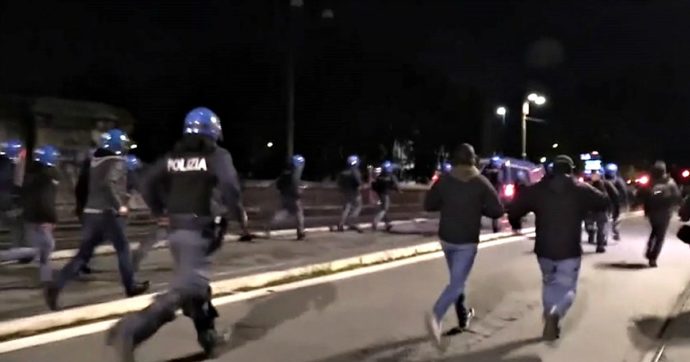 Proteste contro il coprifuoco a Roma, uno degli arrestati è un noto ultras della Lazio. Si valutano connessioni con i disordini a Napoli