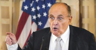 Copertina di Anche Borat fa arrabbiare Mr. Trump: “È un verme”