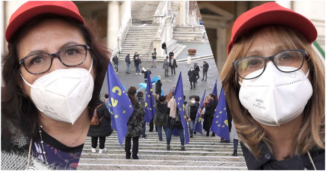 Scuola, a Roma la protesta di insegnanti ed educatrici dell’infanzia: ”Servono personale e mascherine ffp2. A rischio protocolli di sicurezza”