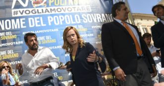 Copertina di I negazionisti di casa nostra, tutte chiacchiere e zero proposte: i post di Scanzi