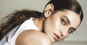 Copertina di Sanremo 2021, Gaia Gozzi: dal tele-marketing all’Ariston. La cantante 23enne che non si è arresa