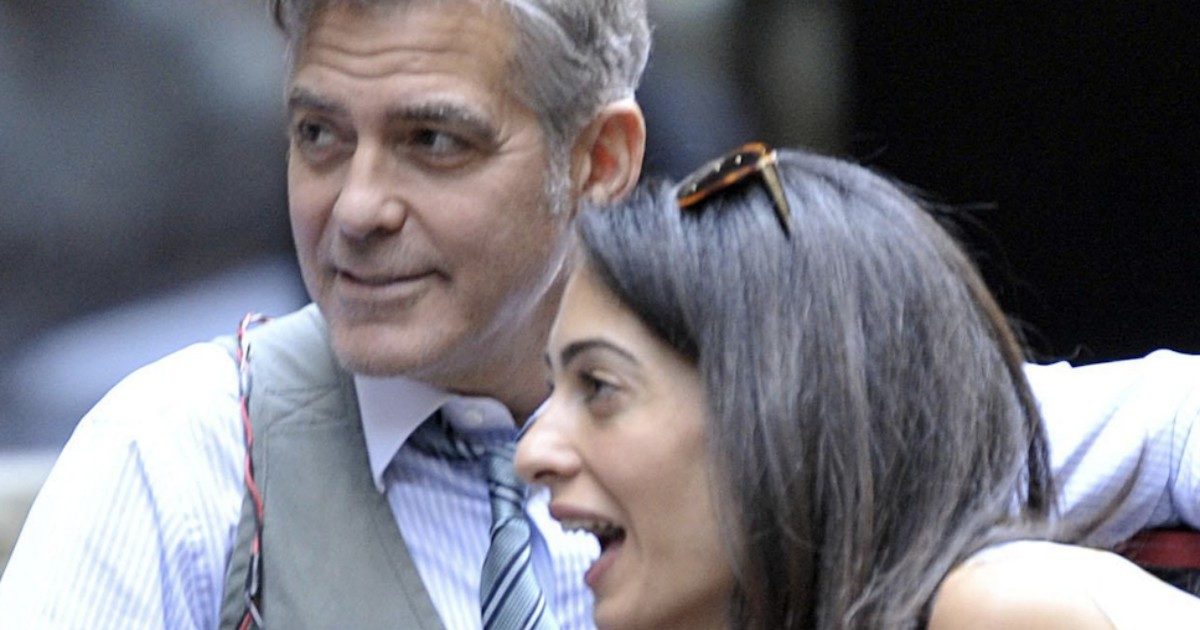 Harry e Meghan, ricordate George e Amal Clooney al loro matrimonio? Ecco, le cose non sono come sembrano