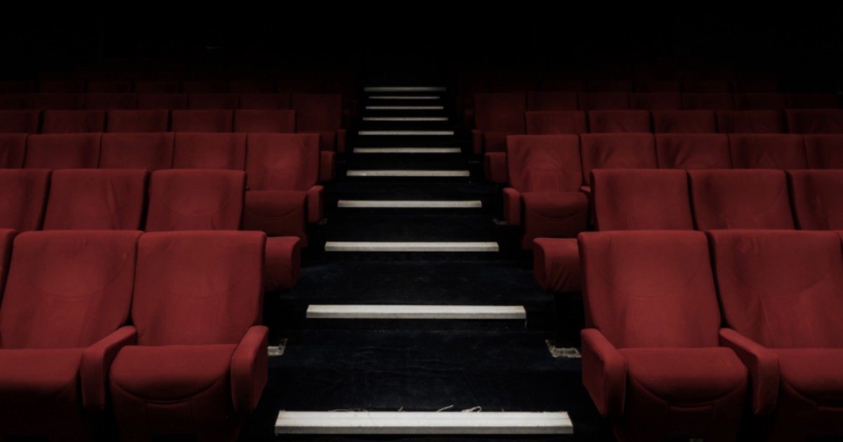La crisi del cinema, calo di incassi al botteghino dell’85%: “Abbiamo investito in protocolli di sicurezza ma è stato vano”