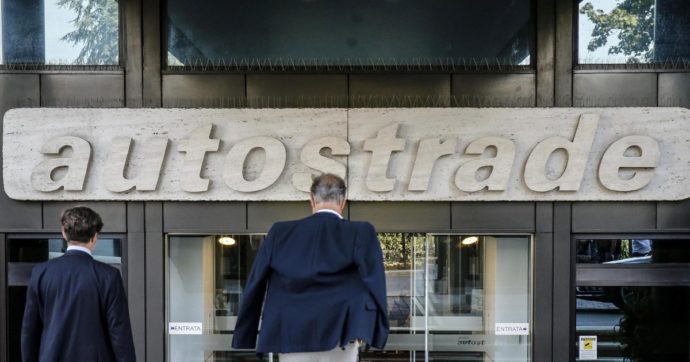 Atlantia vuole più soldi, ma non chiude a Cdp