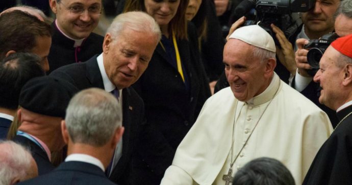 Vaticano cauto sullo scontro Usa/Russia. Il Papa teme soprattutto il ritorno della guerra fredda