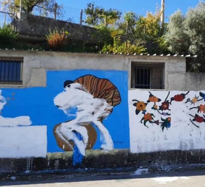 A Riace vandalizzato il murales dedicato a Peppino Impastato. L’ex sindaco Lucano: “gli ideali fanno paura alle mafie”